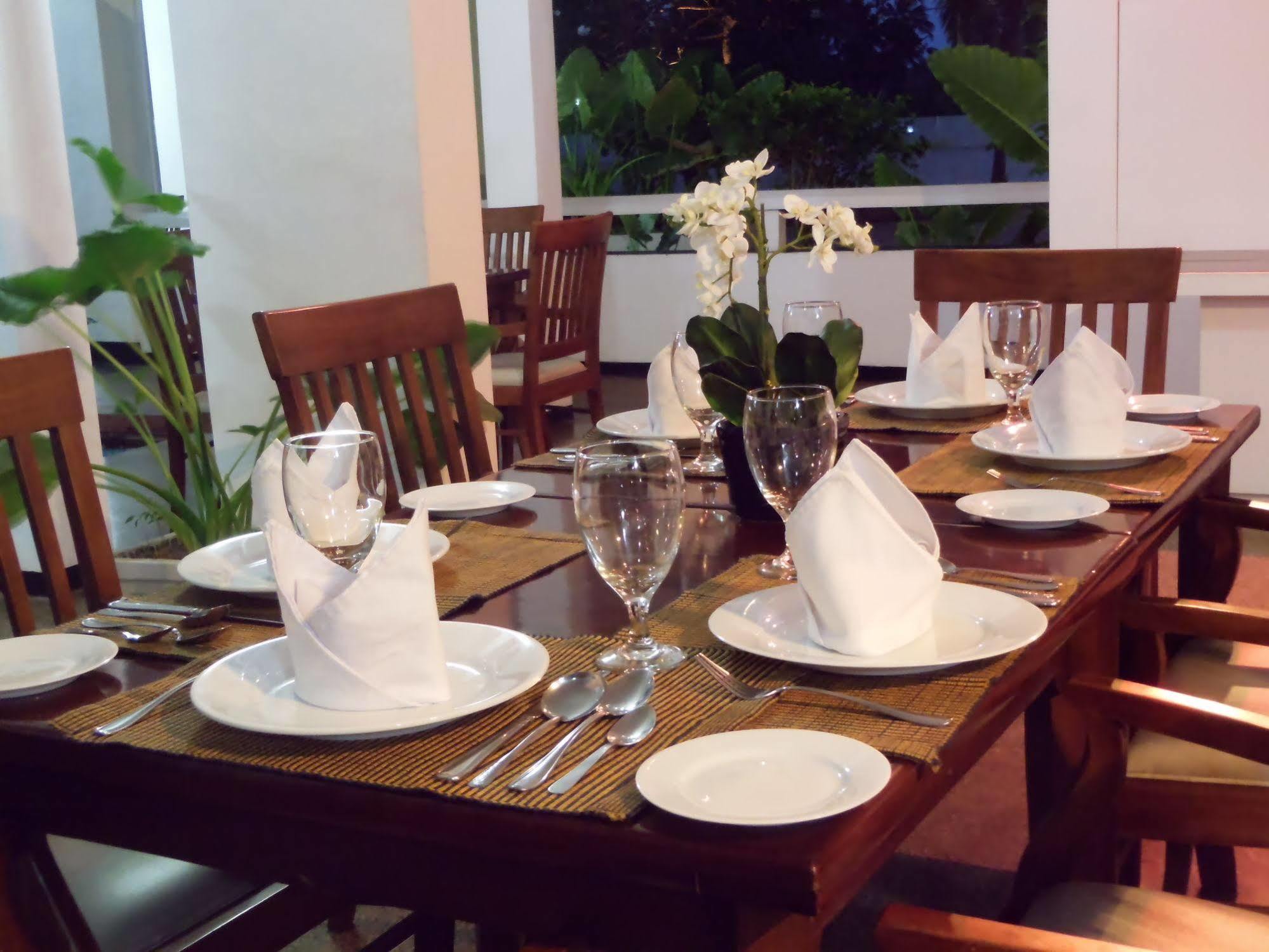 Sanmali Beach Hotel Marawila Luaran gambar